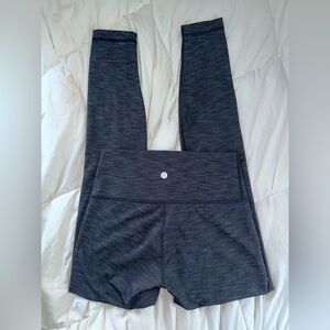 SOLD Like New! No flaws- Lululemon Wunder Under High Rise Tight- Luxtreme Size 6
